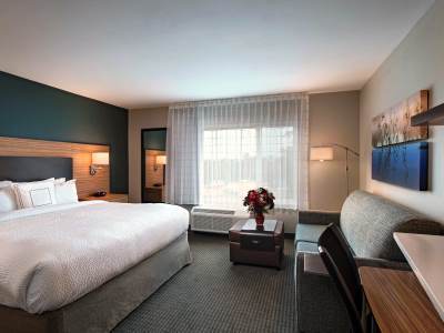 Towneplace Charles 2*